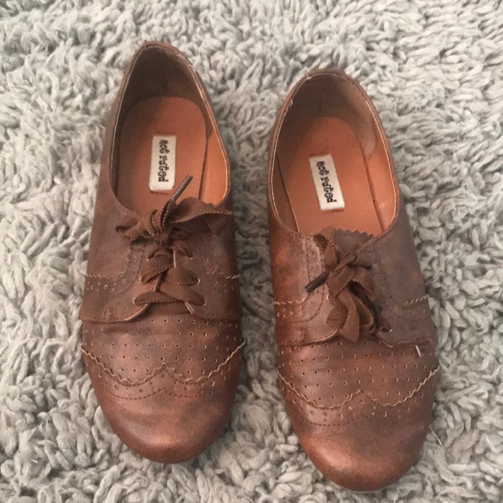 Not Rated Brown Oxfords - size 6 💛